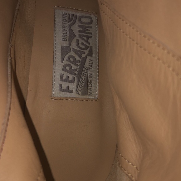 Salvatore Ferragamo suede size 6 1/2 - Picture 15 of 15